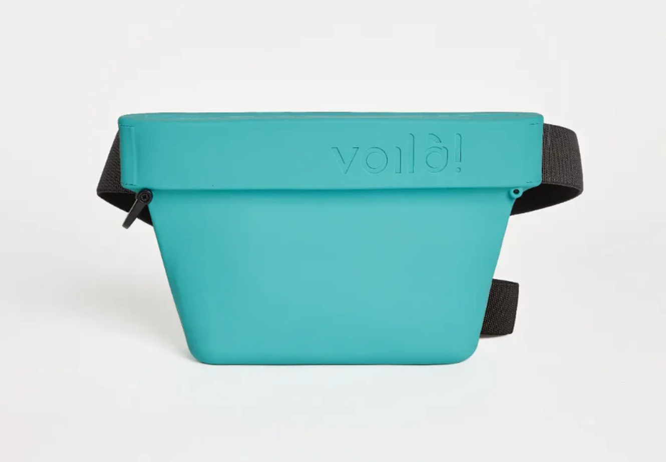 Silicon Cyan Treat Pouch with elastic belt for pets.